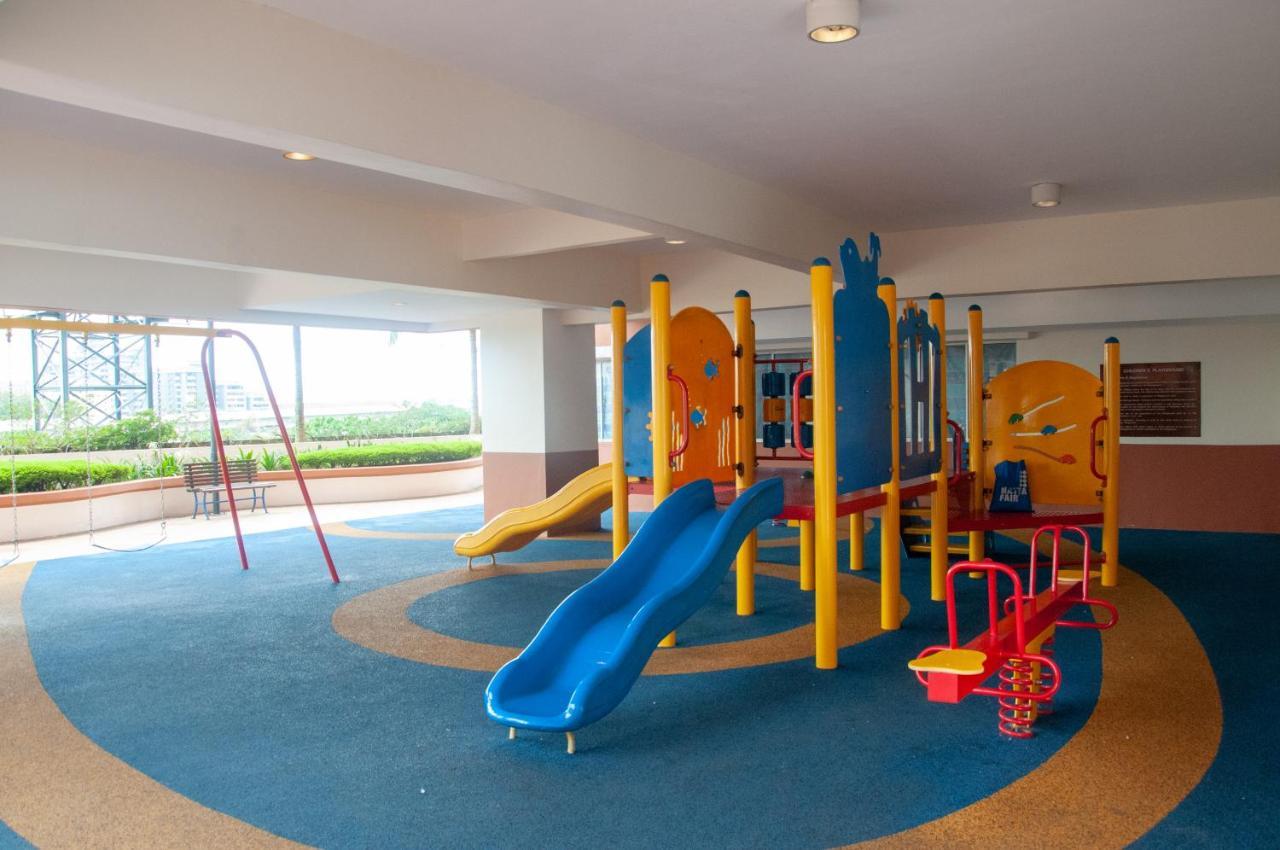 Five H Family Service Apartment Seri Kembangan Exterior foto
